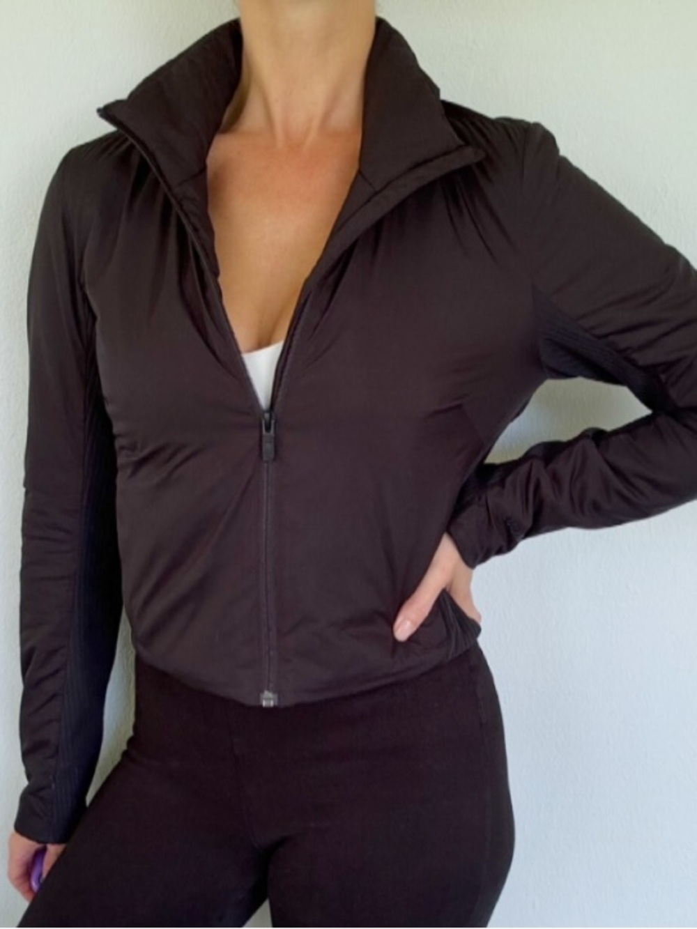 Lululemon SoftMatte black insulated cropped ribbed knit panel jacket size 6